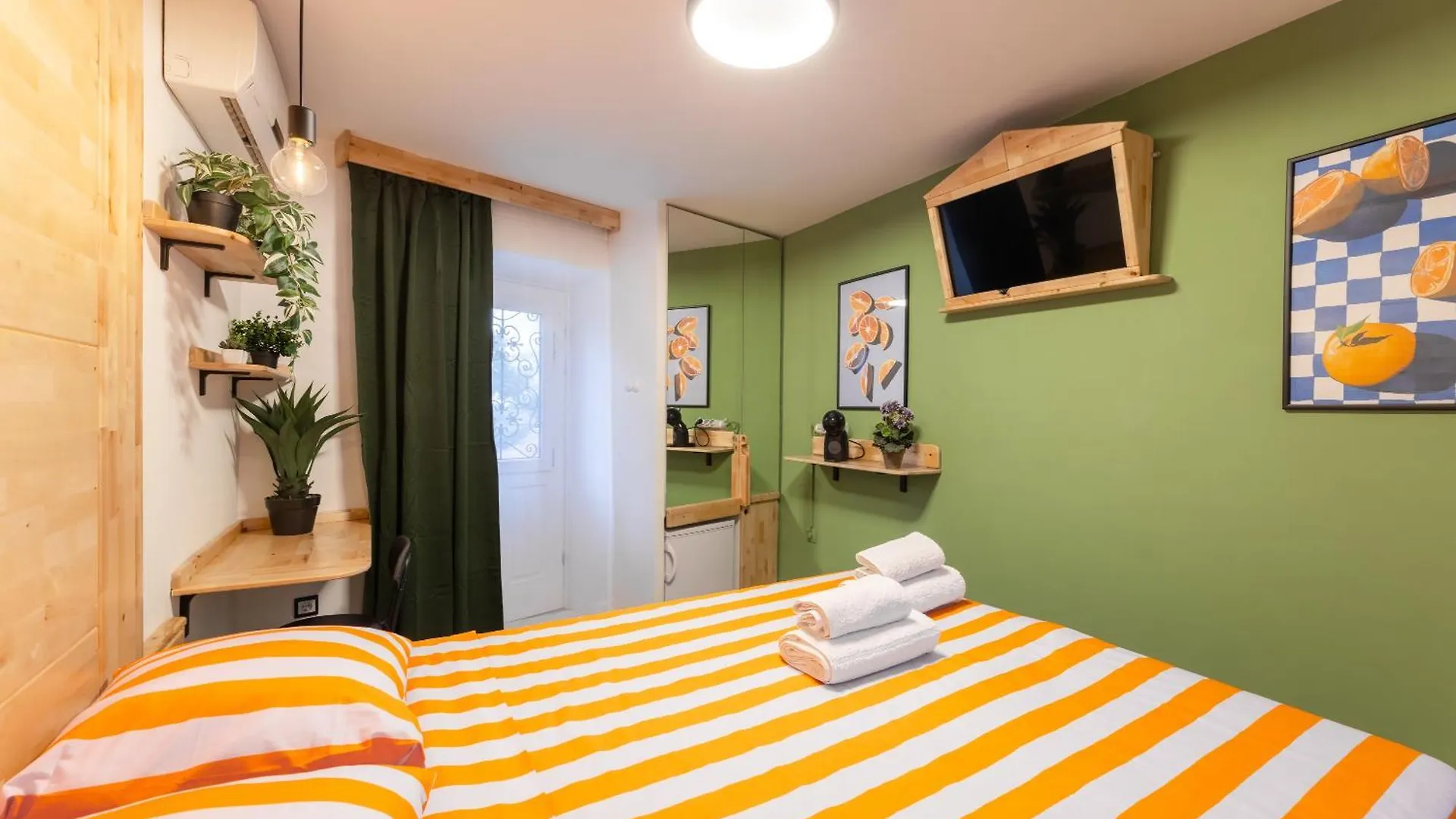 Apartment Kontra Split